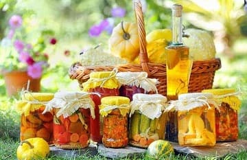ما هي فوائد وأضرار تناول المخلل على الصحة